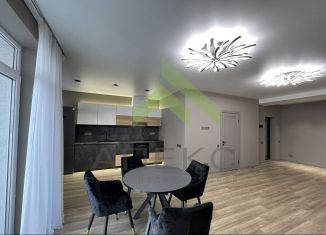 Продам 2-ком. квартиру, 72 м2, Воронеж, ЖК Университетский, улица Ломоносова, 84