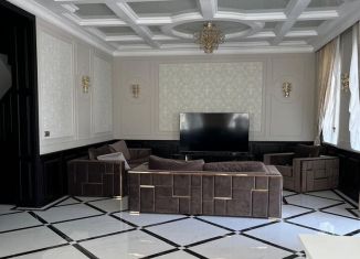 Сдаю в аренду дом, 470 м2, Калининград, Бассейная улица, 59Г