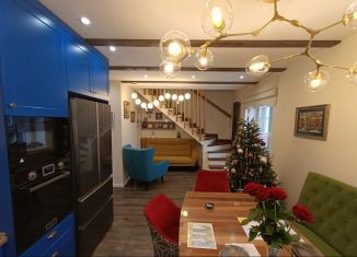 Продажа 3-ком. квартиры, 110 м2, Калининград, переулок Лукашова, 12А