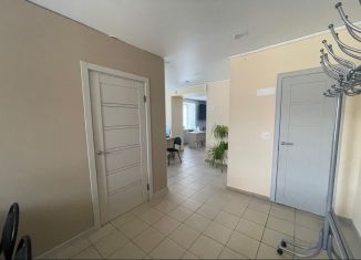 Продам торговую площадь, 112 м2, Удмуртия, Красноармейская улица, 128