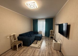 Сдаю в аренду 1-комнатную квартиру, 38 м2, Курчатов, улица Ефима Славского, 7