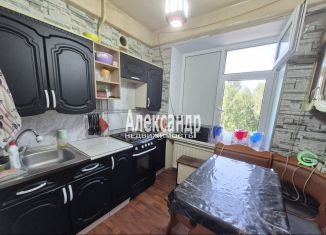 Продается 2-комнатная квартира, 48.2 м2, Санкт-Петербург, метро Улица Дыбенко, проспект Большевиков, 21