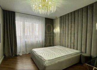 Продам 3-ком. квартиру, 90 м2, Старый Оскол, микрорайон Степной, 33Б