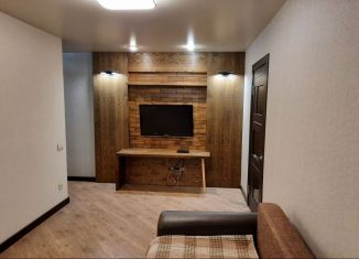 Продам двухкомнатную квартиру, 44 м2, Алексин, улица Баумана, 14