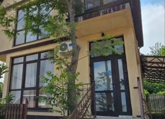 Сдается в аренду дом, 190 м2, Сочи, улица Семашко, 32Д