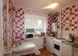 Продается двухкомнатная квартира, 44.4 м2, село Субханкулово, улица Ленина, 4