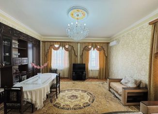 Продажа 4-ком. квартиры, 119 м2, Дербент, улица имени Надыра Эмиргамзаева, 42А