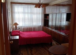 Сдам 2-ком. квартиру, 47.7 м2, Волхов, Новгородская улица, 8А