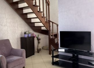 Сдам в аренду дом, 100 м2, станица Раевская, улица Ленина, 26