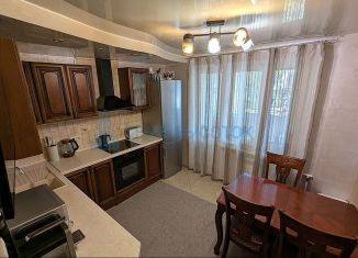 Продам 2-комнатную квартиру, 62.3 м2, Подольск, улица Барамзиной, 3к2