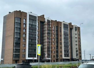 Продаю 2-ком. квартиру, 64.9 м2, Тамбов, улица имени Павла Строганова, 3