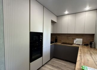 Продажа трехкомнатной квартиры, 52 м2, Серов, улица Короленко, 15