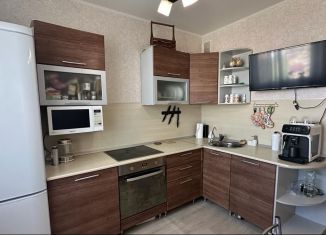 Продаю двухкомнатную квартиру, 57.2 м2, Челябинск, Ленинский район, улица Дзержинского, 22А