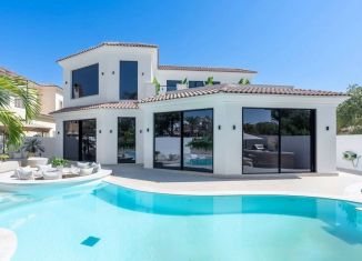 Продам дом, 186 м2, Евпатория, улица Кирова, 13