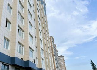 Двухкомнатная квартира на продажу, 65 м2, Махачкала, улица Времена Года, 7Г, ЖК Панорама