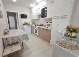 Продается 4-ком. квартира, 75 м2, поселок Широчанка, Восточная улица, 52