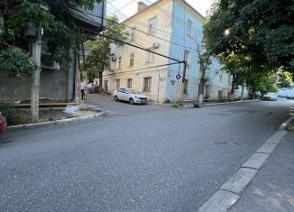 Продажа офиса, 110 м2, Махачкала, улица Заманова, 43