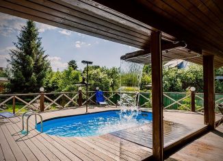 Аренда дома, 235 м2, Санкт-Петербург, улица Кольцова, 68, метро Озерки