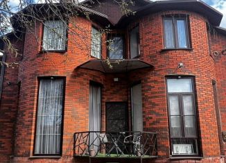 Продаю дом, 260 м2, Краснодарский край, улица Достоевского, 51
