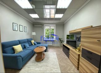 Продается двухкомнатная квартира, 61 м2, Чебоксары, улица Карла Маркса, 24