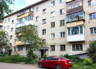 Продается двухкомнатная квартира, 46 м2, Екатеринбург, Кировградская улица, 51А, Орджоникидзевский район