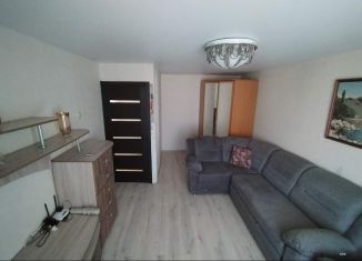 Сдам 1-ком. квартиру, 33 м2, Полевской, улица Бажова, 7