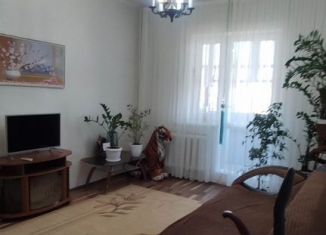 Продам трехкомнатную квартиру, 73 м2, Феодосия, Геологическая улица, 14А