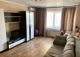 Продаю однокомнатную квартиру, 40 м2, Воронеж, Брянская улица, 15А