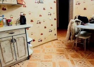 Продажа 3-ком. квартиры, 84 м2, Евпатория, улица 9 Мая, 53