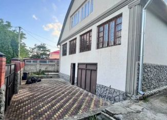 Продаю дом, 359 м2, Ессентуки, улица Средняя Аллея