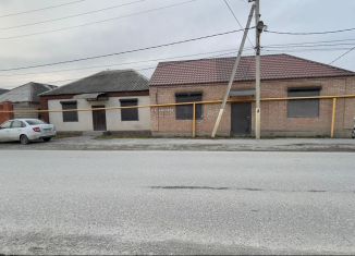 Продаю дом, 130 м2, Грозный, улица У.Р. Даудова, 17