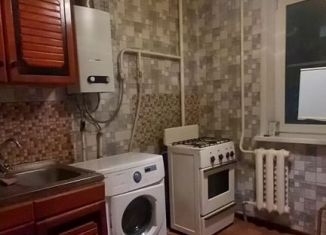 Аренда 1-ком. квартиры, 33 м2, Ревда, улица Павла Зыкина, 16