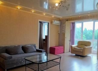 Сдам в аренду 2-ком. квартиру, 44 м2, Тюмень, улица Республики