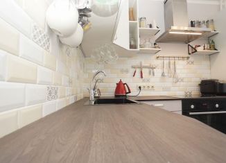 Продажа 3-ком. квартиры, 78 м2, Лобня, улица Юности, 9