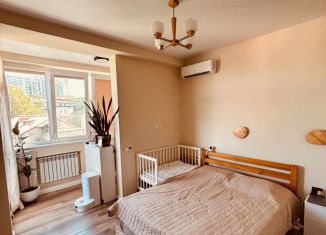 Продаю двухкомнатную квартиру, 62 м2, Сочи, Параллельная улица, 9/1, микрорайон Завокзальный