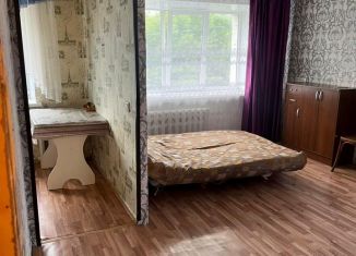 Продаю 1-ком. квартиру, 30 м2, Бугульма, улица Владимира Ленина, 92