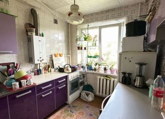 Продам 1-комнатную квартиру, 30 м2, Армавир, улица Островского, 175