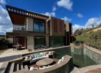 Продается коттедж, 240 м2, Крым