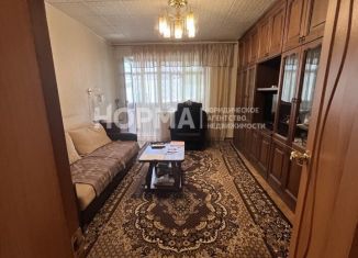 Продажа трехкомнатной квартиры, 60.7 м2, Октябрьский, улица Геофизиков, 4