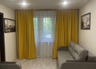 Сдается 2-ком. квартира, 49 м2, Липецк, улица Валентины Терешковой, 14/2, Советский район