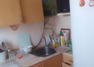 Продается 1-комнатная квартира, 30 м2, Старый Оскол, улица Ленина, 42