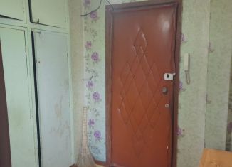 Продам однокомнатную квартиру, 36 м2, Невьянск, улица Максима Горького, 21