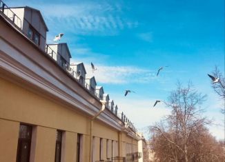 Продаю 2-ком. квартиру, 66.9 м2, Кронштадт, улица Аммермана