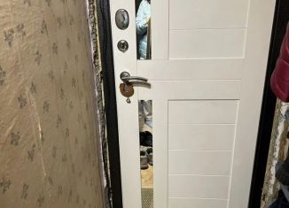 Продаю 2-ком. квартиру, 44.2 м2, Мурманск, проспект Героев-Североморцев, 78к2