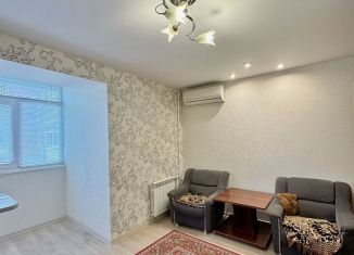Аренда 3-ком. квартиры, 70 м2, Армавир, улица Гоголя, 100