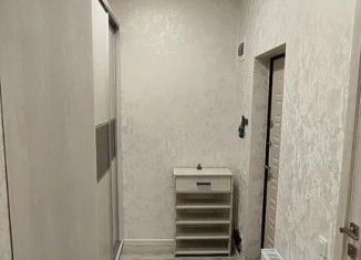 Сдается в аренду однокомнатная квартира, 39 м2, Феодосия, улица Дружбы, 42Г