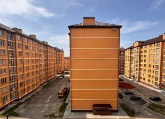 Продам 2-комнатную квартиру, 72 м2, Грозный, улица Сайханова, 133, Байсангуровский район