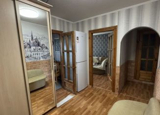 Трехкомнатная квартира на продажу, 67.2 м2, Великие Луки, Мурманская улица, 4
