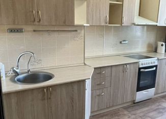 Сдам в аренду 1-ком. квартиру, 42 м2, Краснодар, улица имени Мусоргского М.П., Музыкальный микрорайон