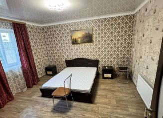 Аренда дома, 38 м2, Симферополь, улица Маршала Жукова